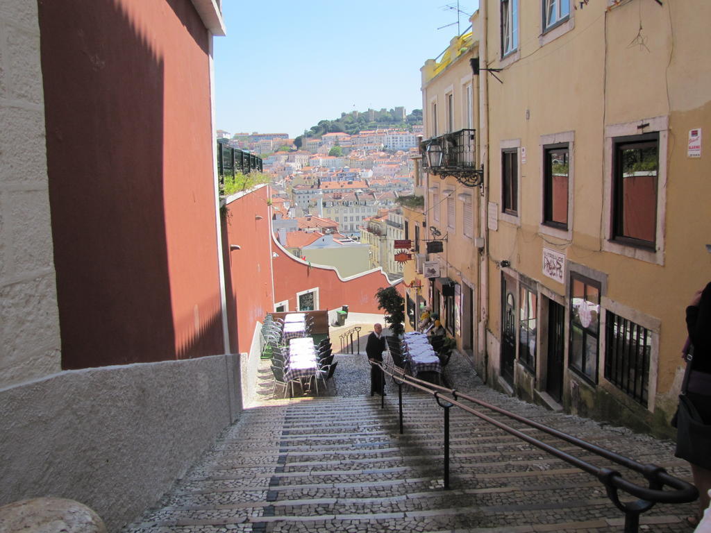 Remodeled Historic In Bairro Alto Lisboa