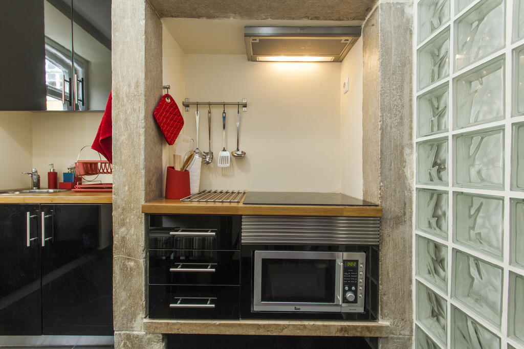 Remodeled Historic In Bairro Alto