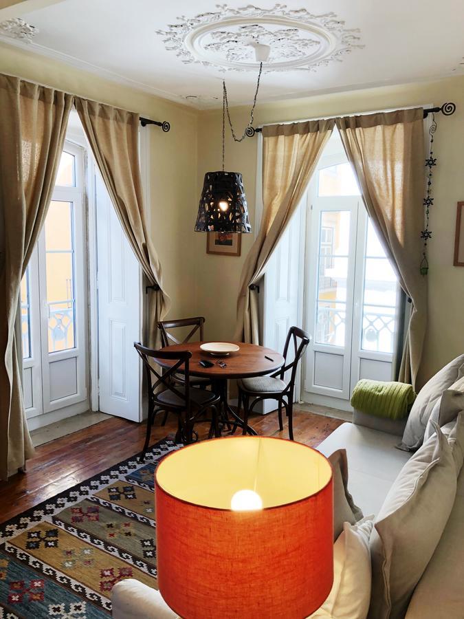 Remodeled Historic In Bairro Alto * Lisboa