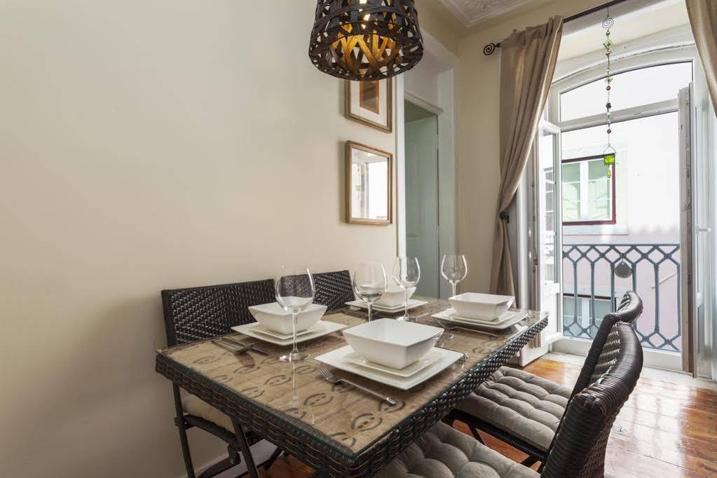 Apartamento Remodeled Historic In Bairro Alto Lisboa