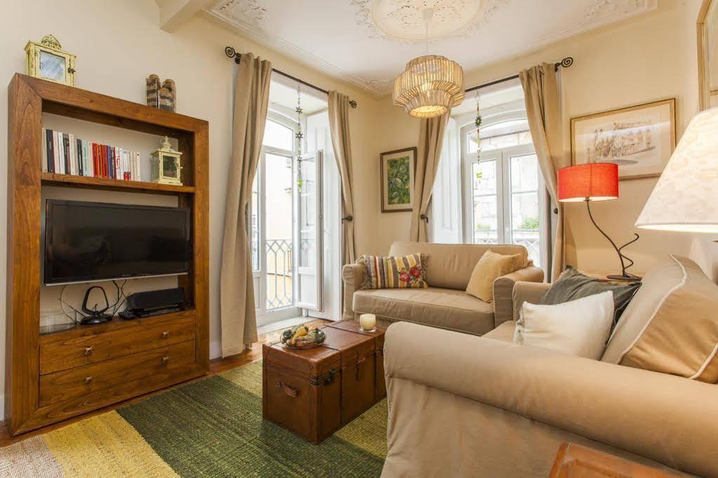 Remodeled Historic In Bairro Alto * Lisboa