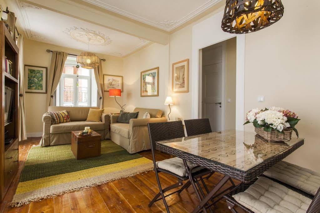 Remodeled Historic In Bairro Alto Lisboa